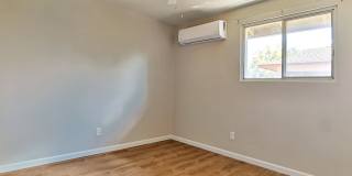 Spacious 6-Bedroom Pool Home Near ASU with 2-Car Garage Gallery 15