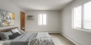 Medicine Lake Apartments Gallery 6