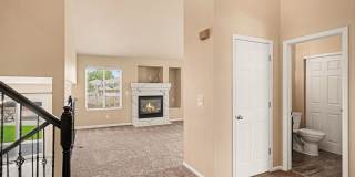 Fantastic Home in the Desirable Sterling Hills Neighborhood Gallery 4