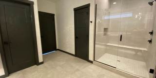 Close to Micron, 3 Bedroom 3 bath w/ a Million Dollar View! Gallery 60