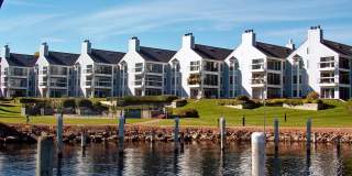 Gables Condo For Rent! In the Heart of Excelsior! Gallery 1