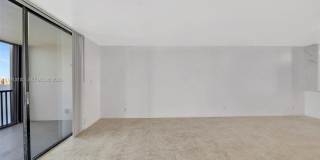 117 Lake Emerald Dr Gallery 19