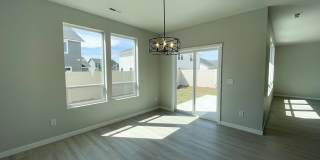 629 West Snowy Owl Street Gallery 13