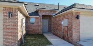 7616 Woodford 7616 Woodford Gallery 1