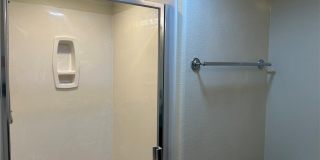 1990 Granemore Street Gallery 15