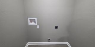 407 Rock Street Gallery 8