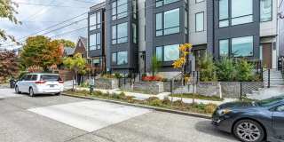 Cozy Seattle Townhome Cozy Seattle Townhome Gallery 1