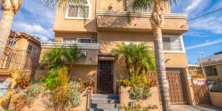 5308 Denny Ave. Gallery 18