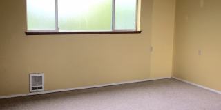 $4900 / 6br - University/ Wallingford House! 6BR/3BTH Gallery 24