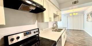 CASA VERDE - One Bedroom - Unfurnished - Long Term Gallery 6