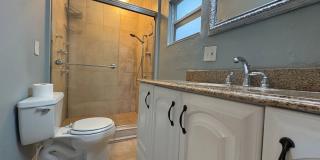 Charming 3 BR Home in Thornton Park - Quick Walk to Restaurants and Shops! Gallery 16