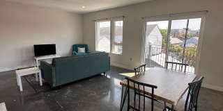 3100 Banks St Gallery 8