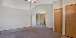 Lakeside Townhomes Gallery 10