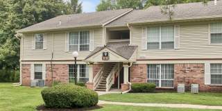 Village Green Gallery 22