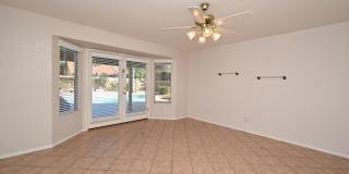 5730 E GELDING Drive Gallery 14