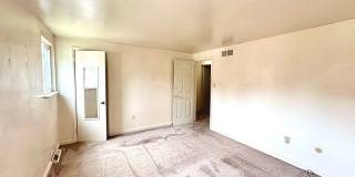 Well-Maintained 2 Bed, 1 Bath Townhome in Munhall - Central AC & Heat, Integral Garage - Available Immediately! Gallery 9