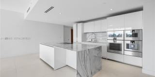 10201 Collins Ave Gallery 6