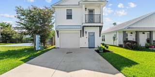 326 Raven Lane Gallery 1