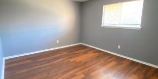 2 Bedroom 1.5 Bath Apt at the Monterey Square Apts NW OKC Gallery 21