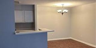 1563 North King Street Gallery 3