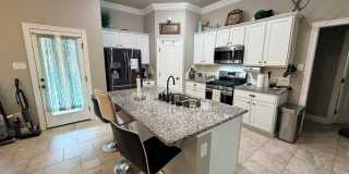 Gated Community with community pond.... Minutes to Barksdale Air Force Base... Gallery 4