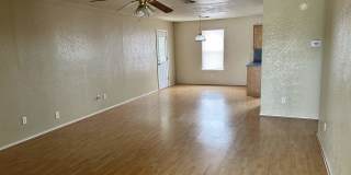 4305 Bowles Dr Gallery 2