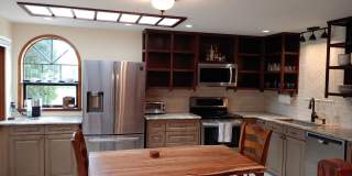 Fully Furnished Executive Sander's Beach Rental Gallery 5