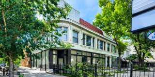 6740 N Sheridan Road, Gallery 3