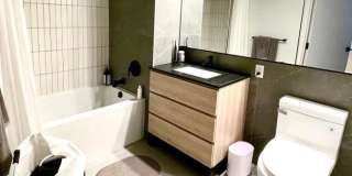 37-05 30th Street Gallery 7