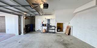 Beautifully Remodel Townhouse with AC & Two Car Garage! Beautifully Remodel Townhouse with AC & Two Car Garage! Gallery 49