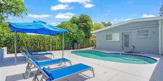 2/2 luxury pool home in Sarasota, unfurnished annual rental Gallery 32