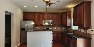 Quaint 4-Bedroom Home Gallery 8