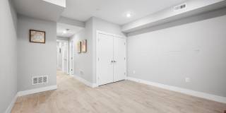 1839-47 BLAIR Street Gallery 17