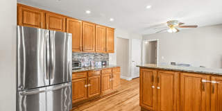 7 Linden Avenue Gallery 17