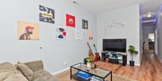 1431 W Flourney Gallery 4