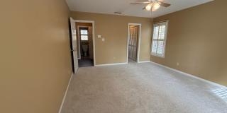 Beautiful 3 Bedroom 2.5 Bath Home in New Wood Valley Gallery 40