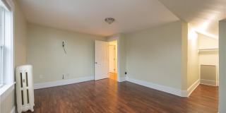 200 Woodward Avenue Gallery 8