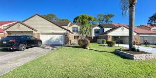 3 Bedroom townhome in Pelican Bay Gallery 1