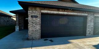 3br 2ba duplex with 2 car garage! Gallery 1