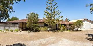 3 Bedroom 3 Bath home in Los Osos Gallery 1