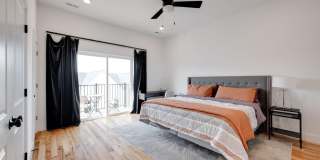 979 Montague Place Gallery 23