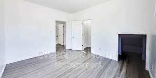 1830 Orleans Street Gallery 28