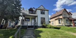 1307 Woodland Ave Nw Gallery 1