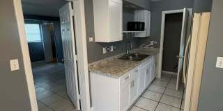 4 bedroom Single-Family Home Available for Move-In NOW Gallery 8