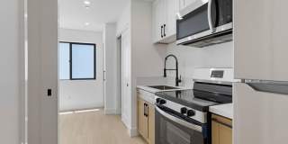 3075 Hawthorn Street Gallery 4