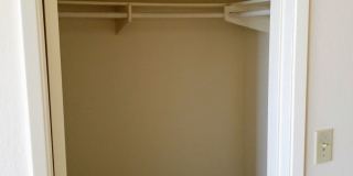 View 2bed 2.5bath, 3 Balconies, 2 Car Garage, pool in Tierrasanta! Gallery 8