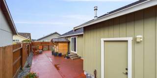 3 Bed / 2 Bath Home in McKinleyville – Landscaped Yard, Sauna, & 2-Car Garage Gallery 28