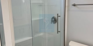 323 Gallery 12