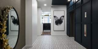 Reynard Gallery 58