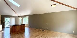 634 Northeast Dawn Road Gallery 3